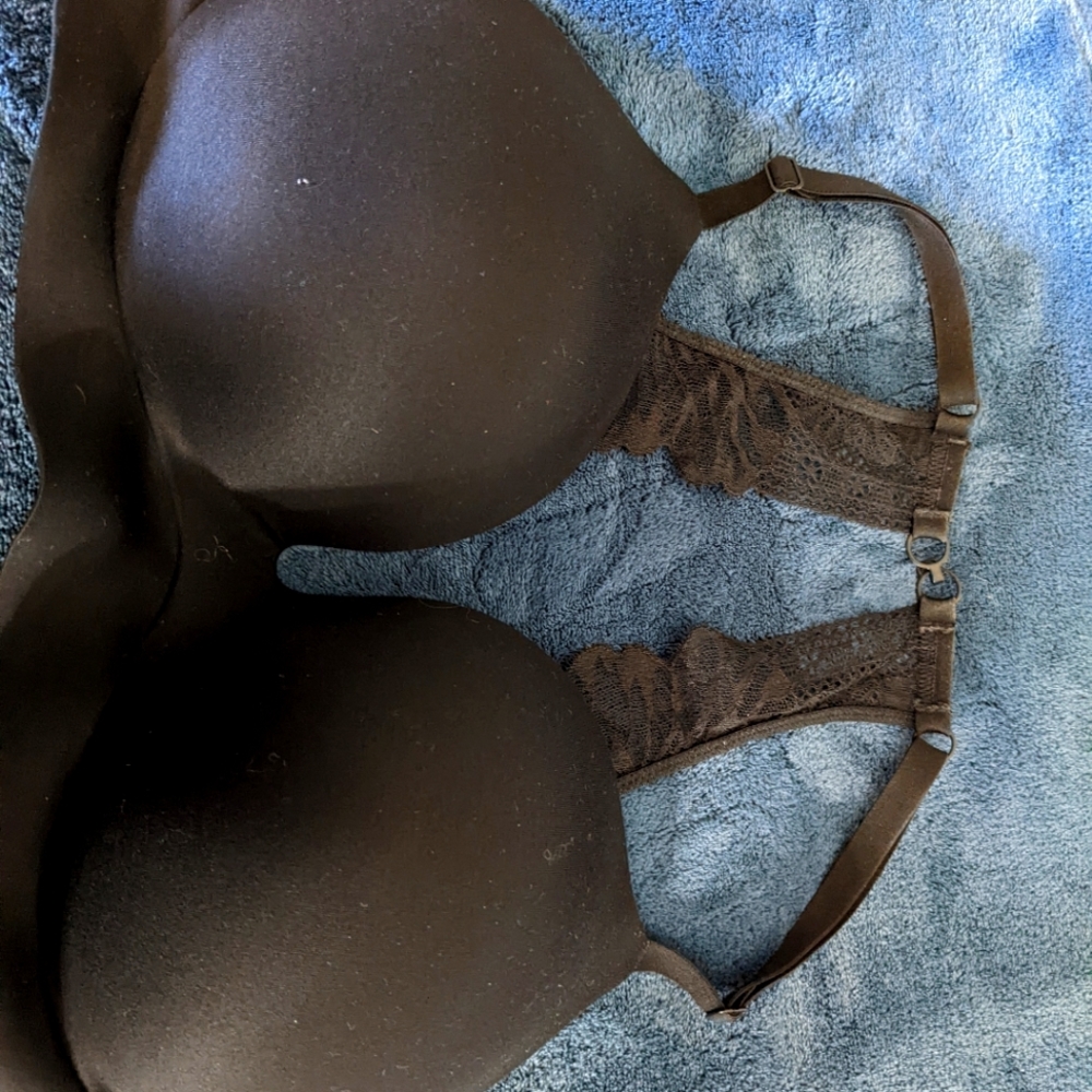 Victoria's Secret Full Coverage Racerback Wireless Pushup Bra